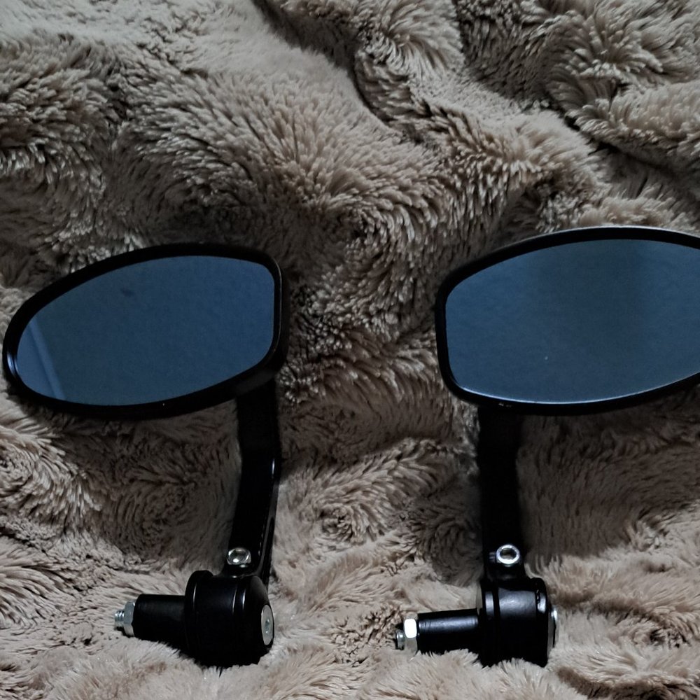 UNIVERSAL MOTORCYCLE SIDE MIRRORS